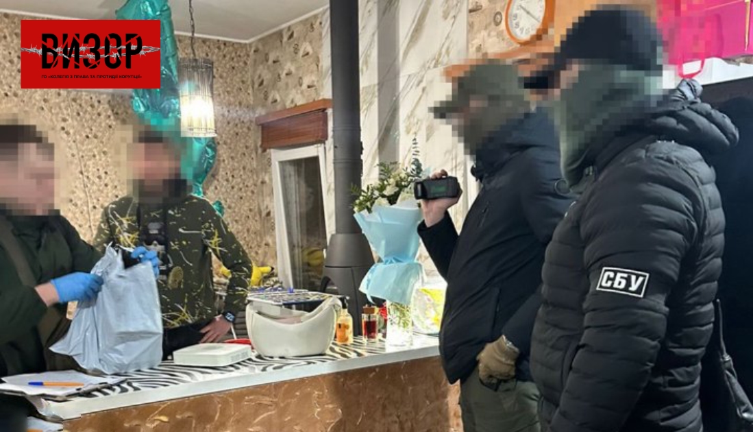 Затримали дніпровського адвоката, який наводив удари РФ на місця зберігання зброї ЗСУ