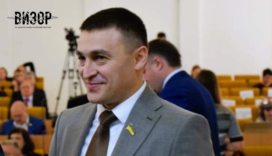 П’ять автівок і сто тисяч доларів: що відкрила декларація начальника Снігурівської адміністрації