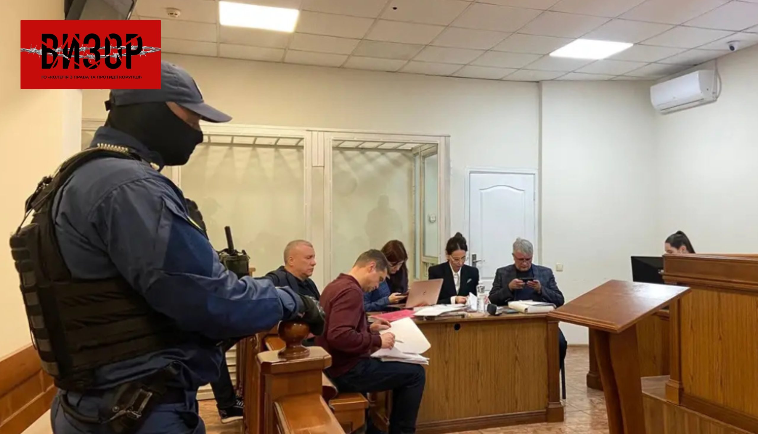 Колишнього Одеського військкома Борисова ушпиталили з зали суду після того як суд відхилив усі клопотання захисту