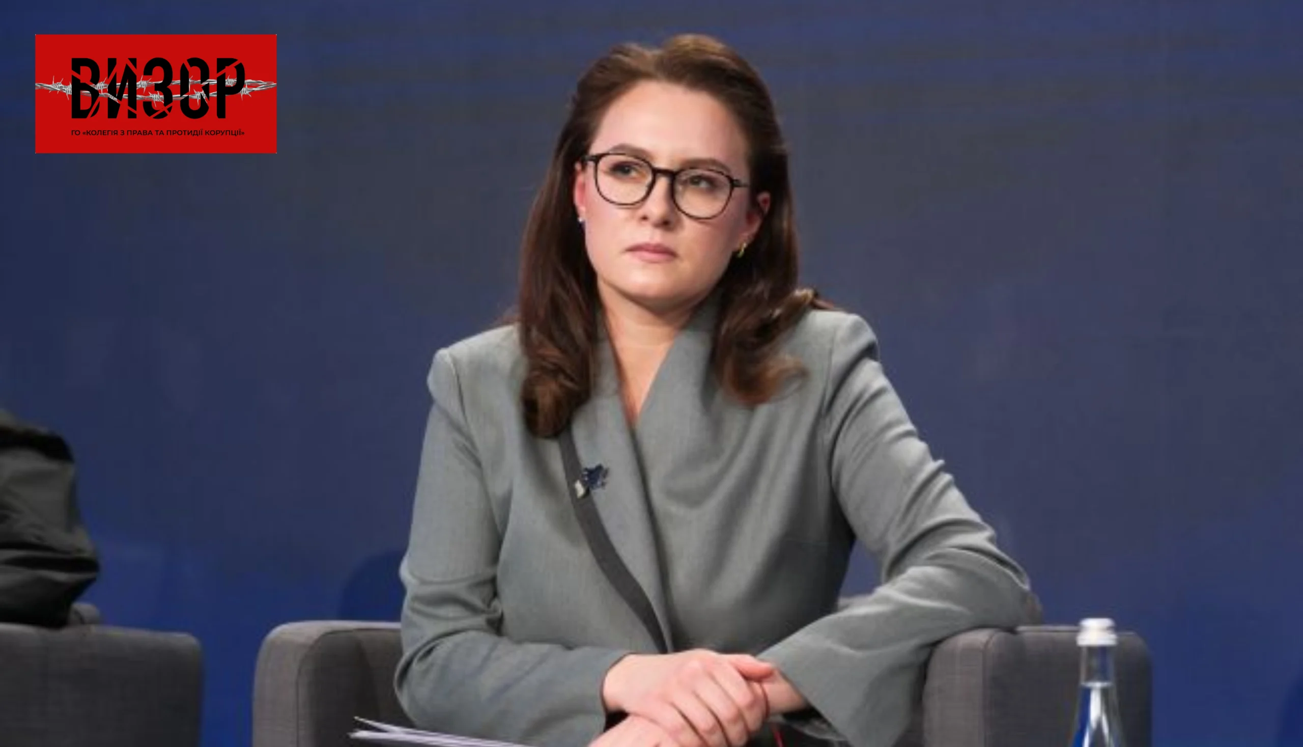 Кабмін зняв заборону на виїзд за кордон для жінок-держслужбовиць, — Свириденко