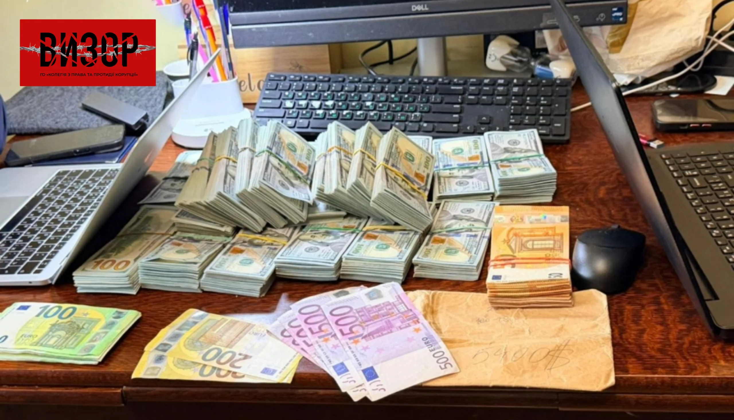 Масштабне викриття у Нацполіції: керівників трьох областей підозрюють в отриманні хабарів від “порноофісів”