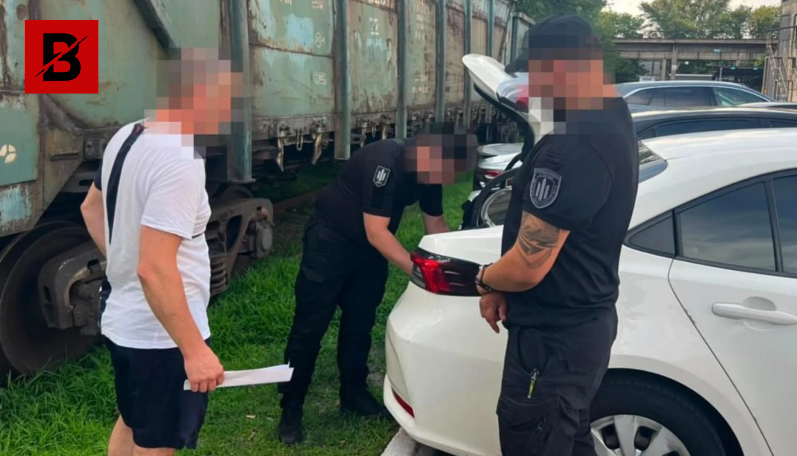 Фальшиві рішення проти призову: двом суддям та адвокатам повідомили про підозру