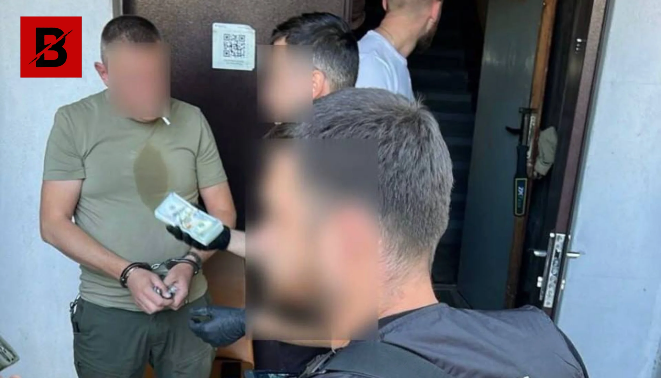 Відкуп від армії за 15 тисяч доларів: на Миколаївщині затримали начальника обласного ТЦК